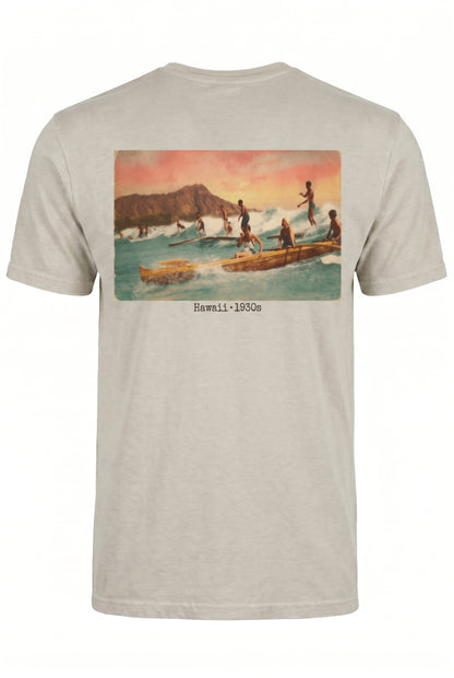 SurfMAD! Vintage Hawaii 1930s Surf Heritage T-Shirt – Iconic Board Logo Front & Exclusive Outrigger Canoe Back Print